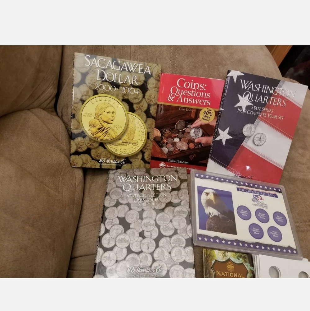 Bag of assortment of many coin related items